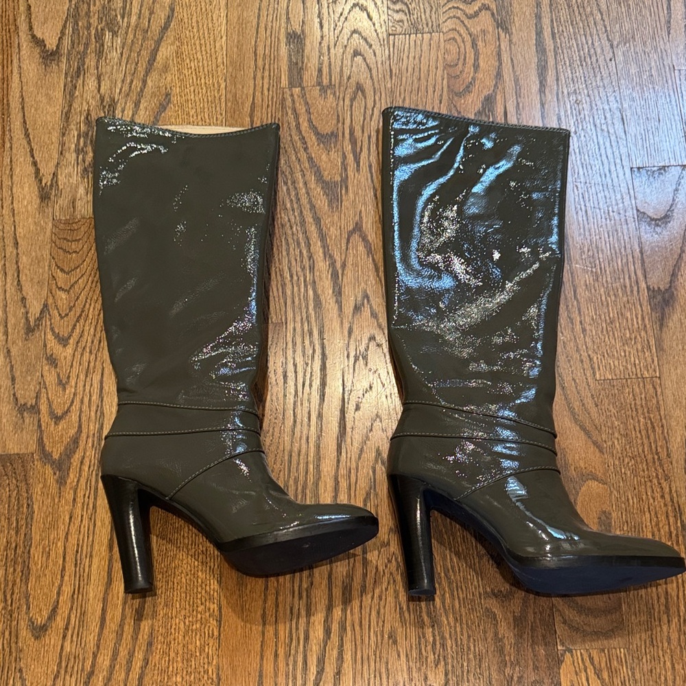 MICHAEL Michael Kors Gray Patent Heeled Boots